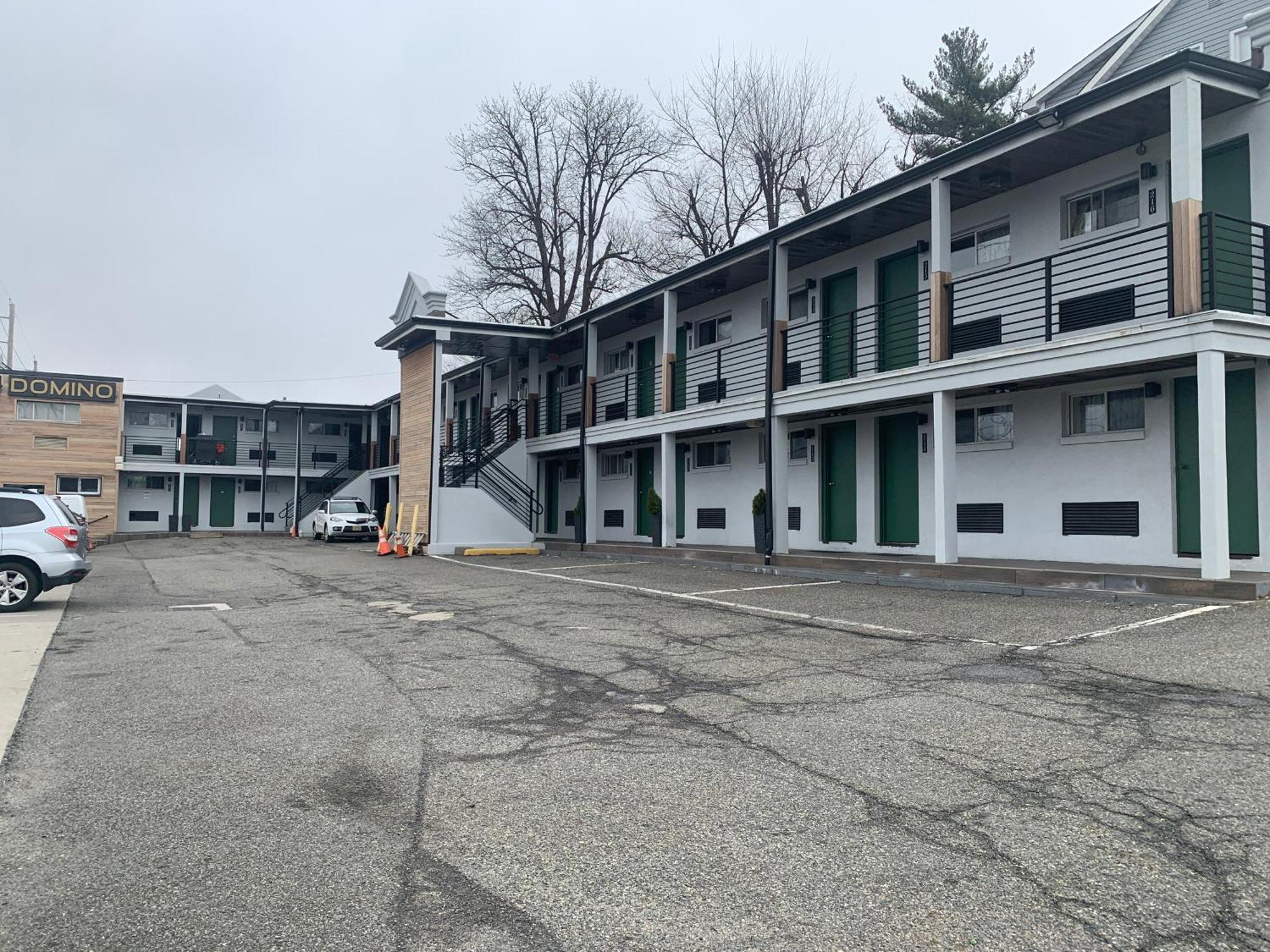 Domino Inn North Bergen Exterior photo